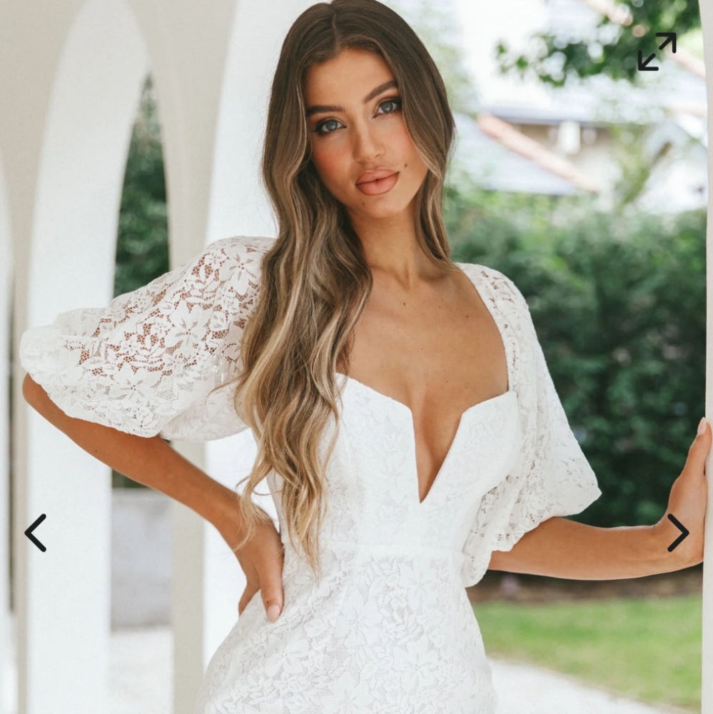Selfie Leslie White Lace Wedding Dress